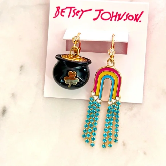 New Betsey Johnson KITSCH LUCK OF THE IRISH earrings - Picture 9 of 12